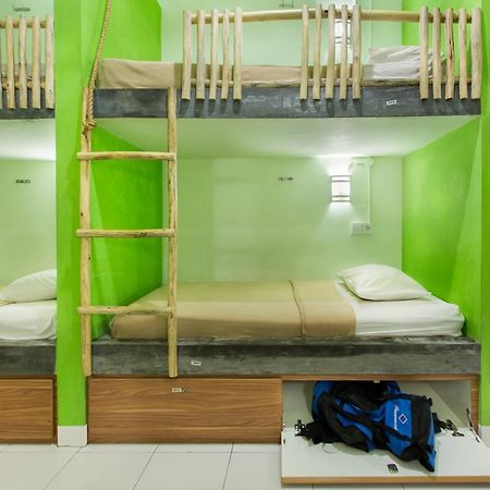The Eco-Living Hostel Denpasar Kültér fotó