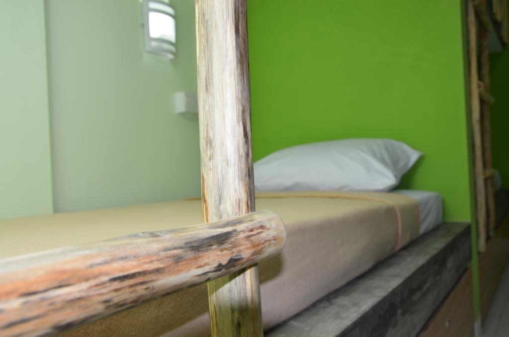The Eco-Living Hostel Denpasar Szoba fotó