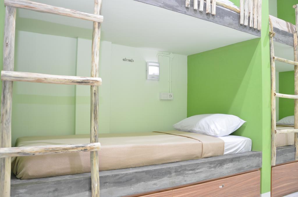 The Eco-Living Hostel Denpasar Szoba fotó