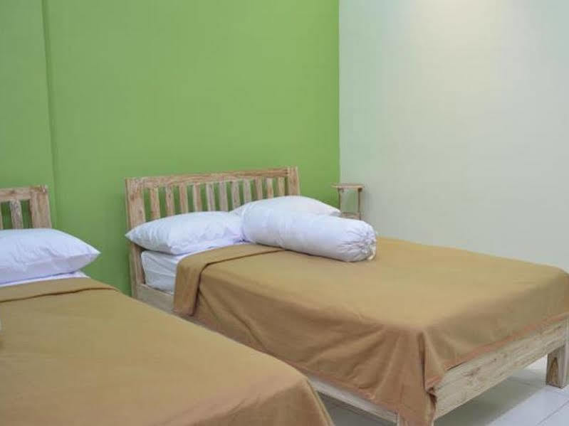 The Eco-Living Hostel Denpasar Kültér fotó